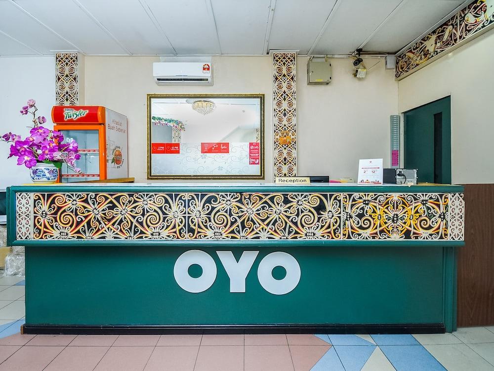 Super OYO 1018 Telang Usan Hotel Miri - Reception