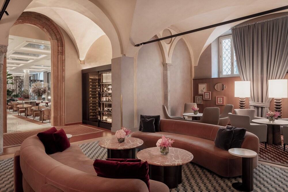 Four Seasons Hotel Milano - Interior