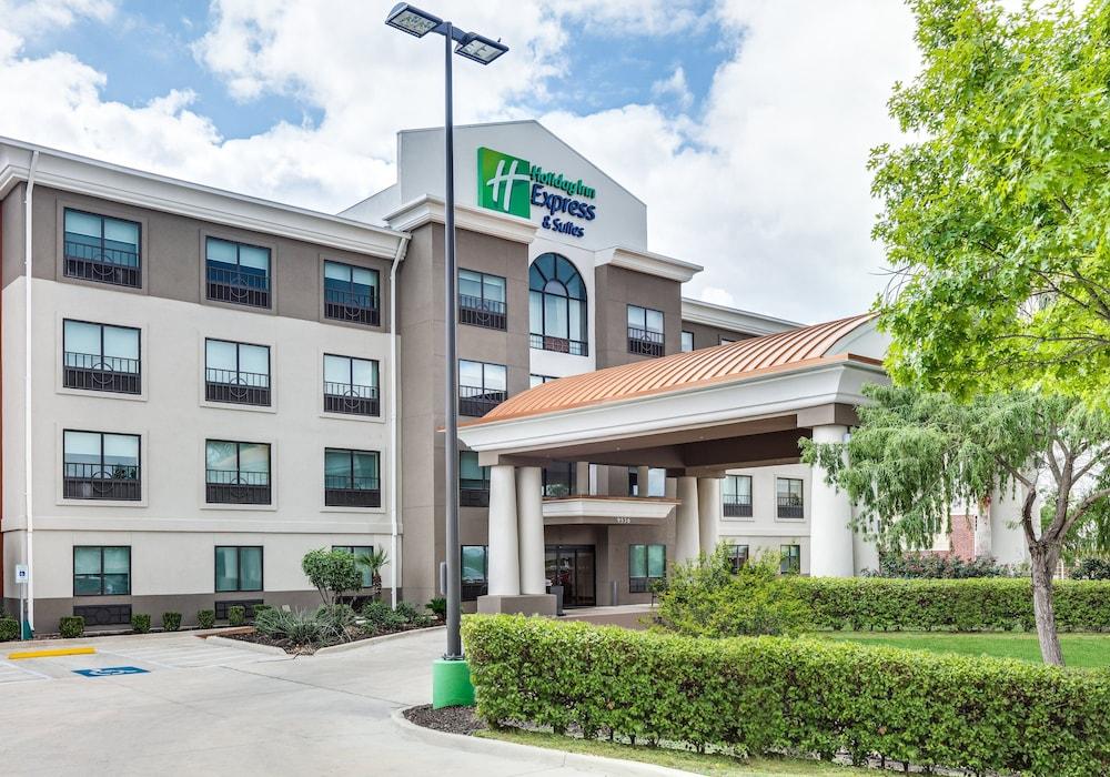 Holiday Inn Express & Suites San Antonio NW near SeaWorld - Exterior