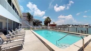 Dwl - 1 - Driftwood Landing 1 Bedroom Condo by Redawning - Pool