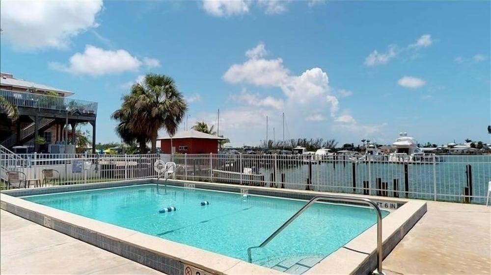 Dwl - 10 - Driftwood Landing 1 Bedroom Condo by Redawning - Pool