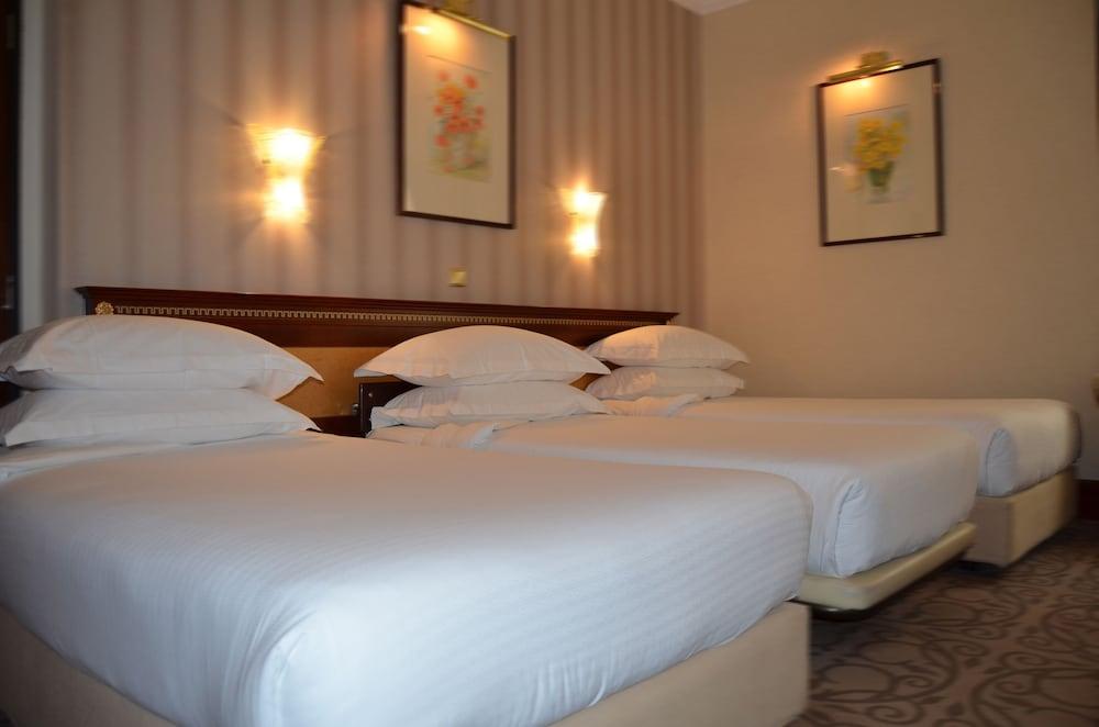 Al Shohada Hotel - Room