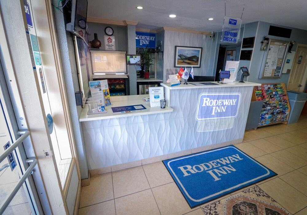 Rodeway Inn San Antonio Lackland AFB - SeaWorld - Reception