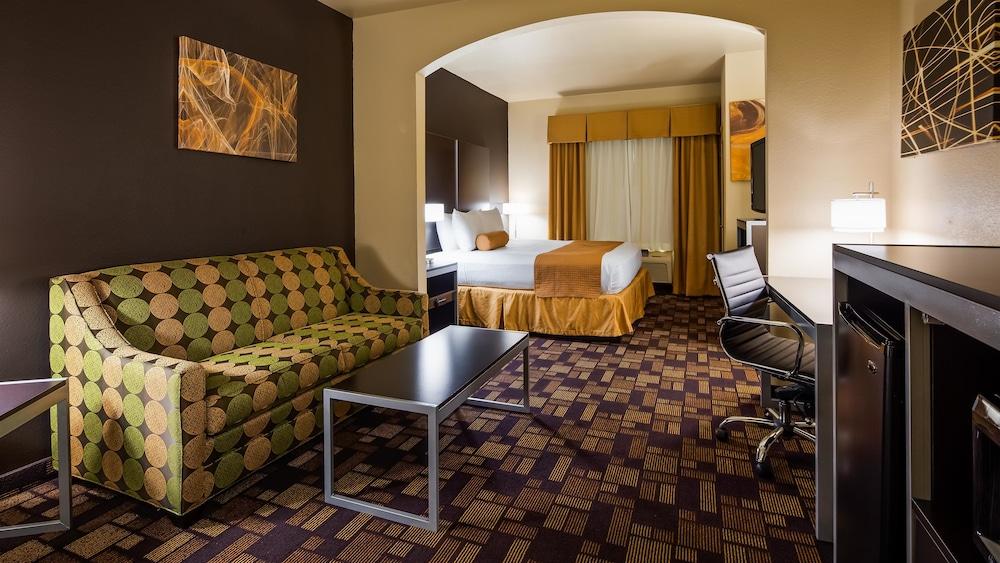 Best Western Windsor Pointe Hotel & Suites-at&t Center - Room