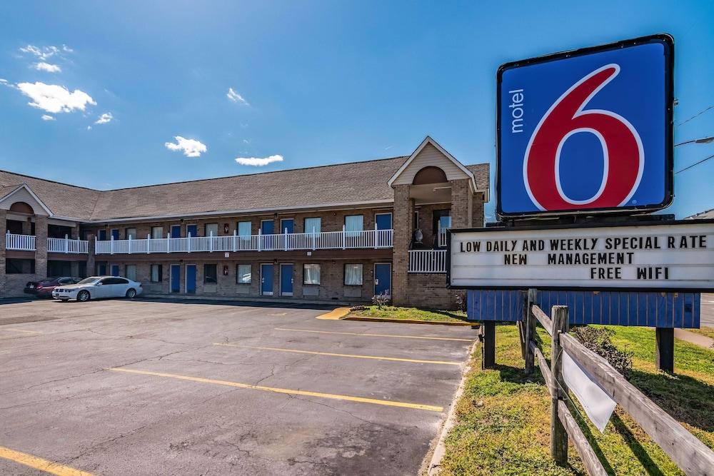 Motel 6 Portsmouth, VA - Exterior