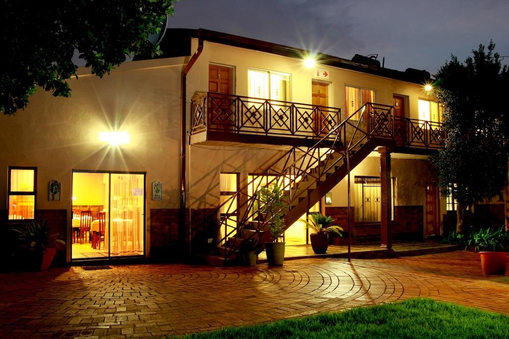 Clubview Guest House - Featured Image