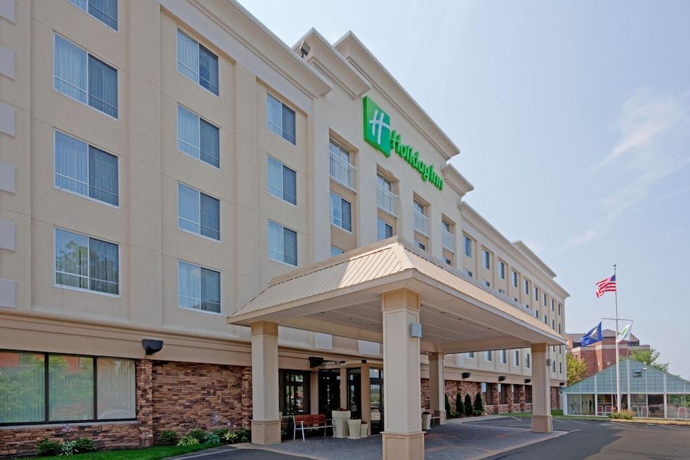 Holiday Inn Portsmouth, an IHG Hotel - Featured Image