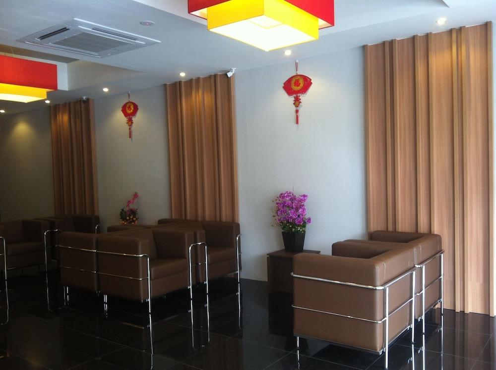 GPI Hotel Bentong - Lobby Sitting Area