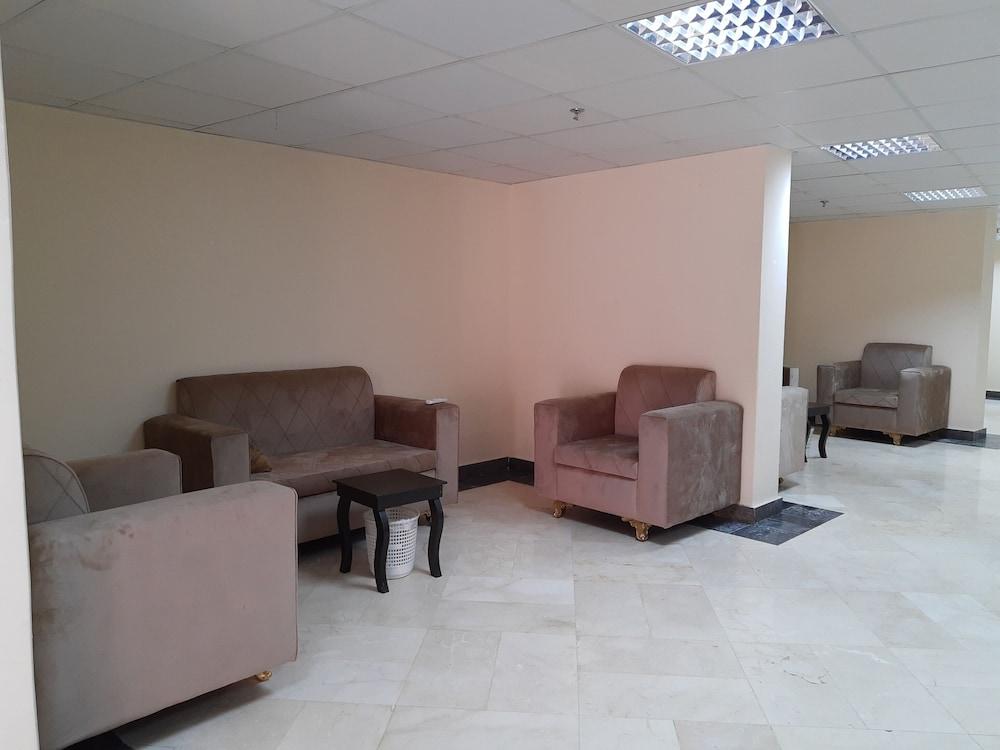 OYO 445 Ajyad Bakkak Hotel - Lobby Sitting Area
