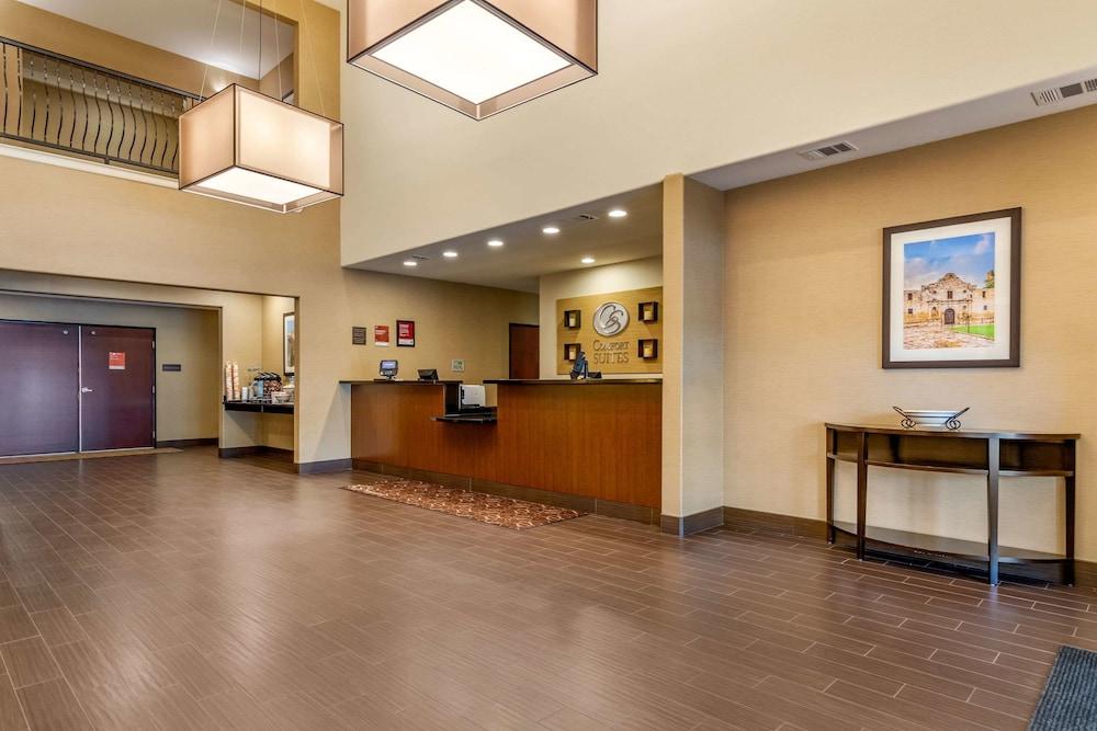 Comfort Suites San Antonio North - Stone Oak - Lobby