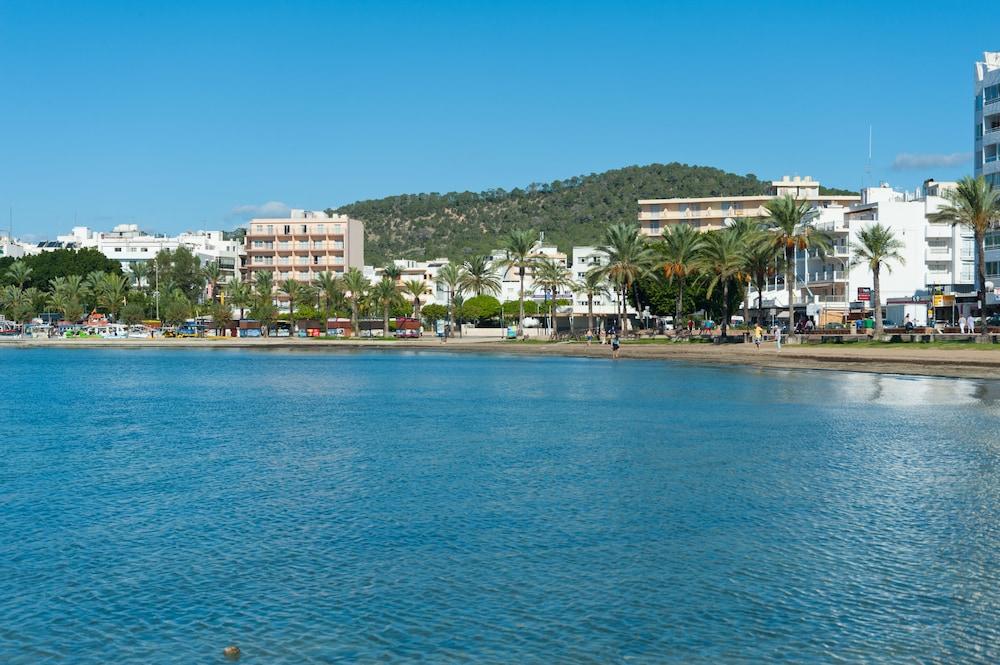 The Red Hotel by Ibiza Feeling - Adults only - Beach