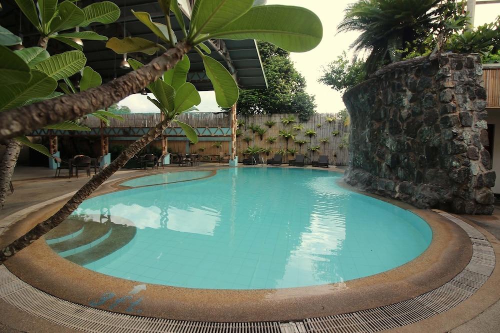 The Legend Palawan - Outdoor Pool