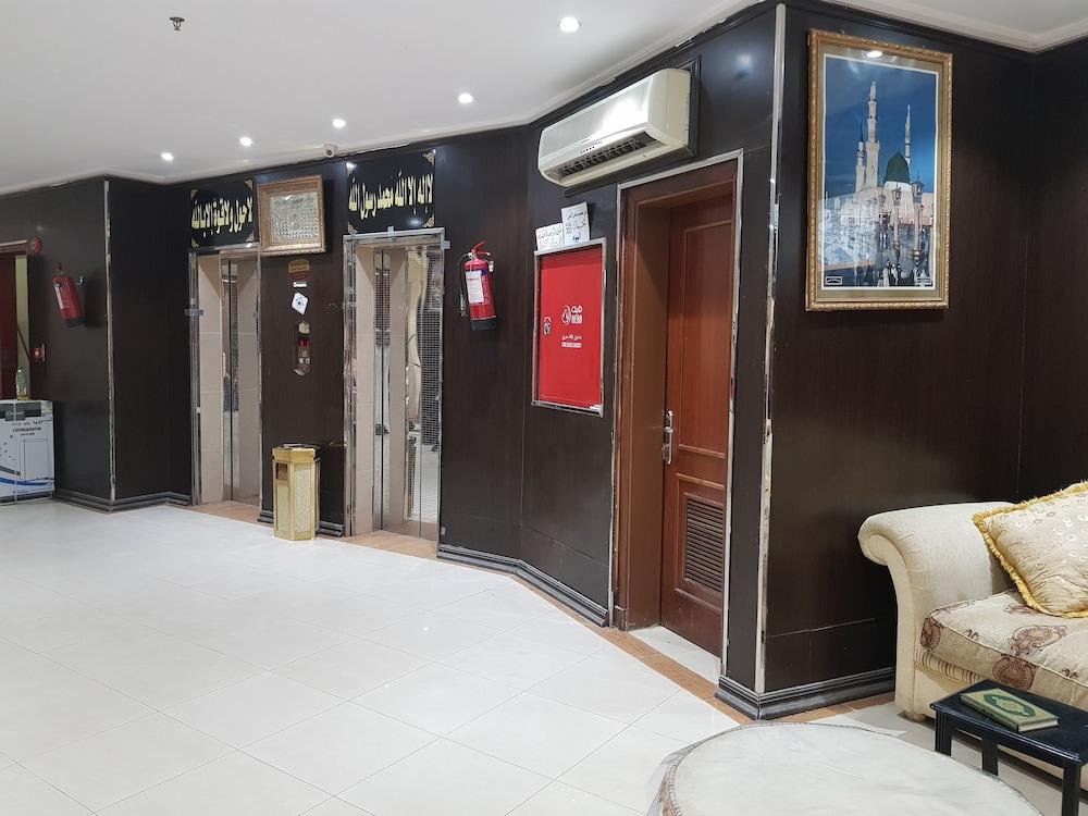 Arkan Al Safa Ajyad Hotel - Interior Detail