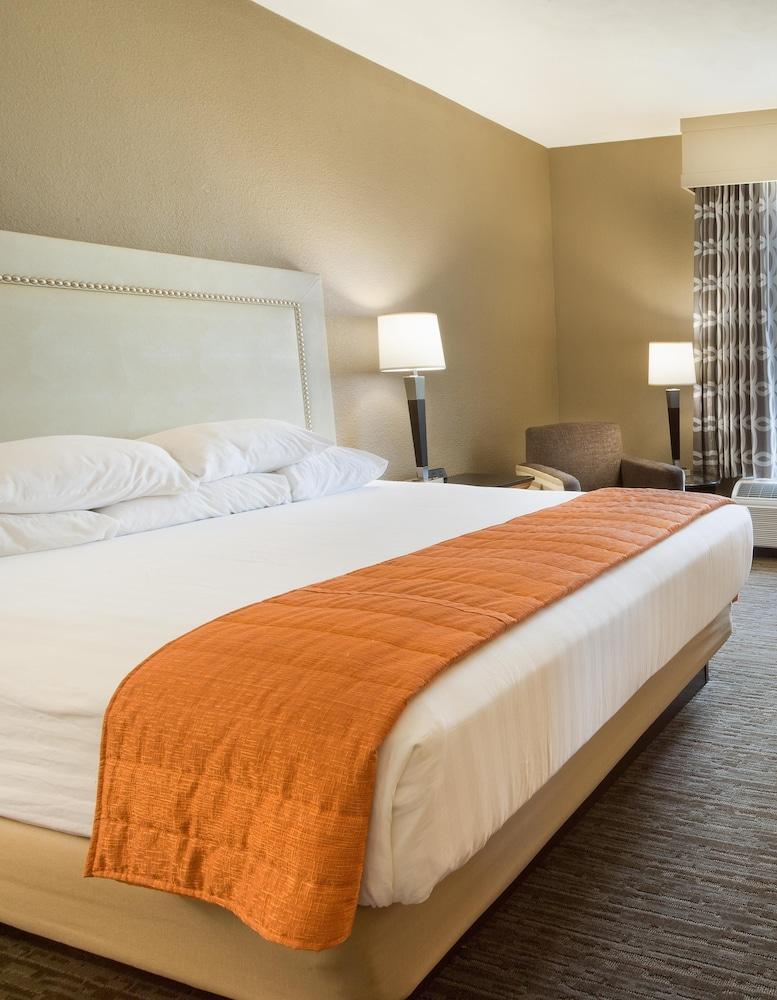 Drury Inn & Suites San Antonio North Stone Oak - Room