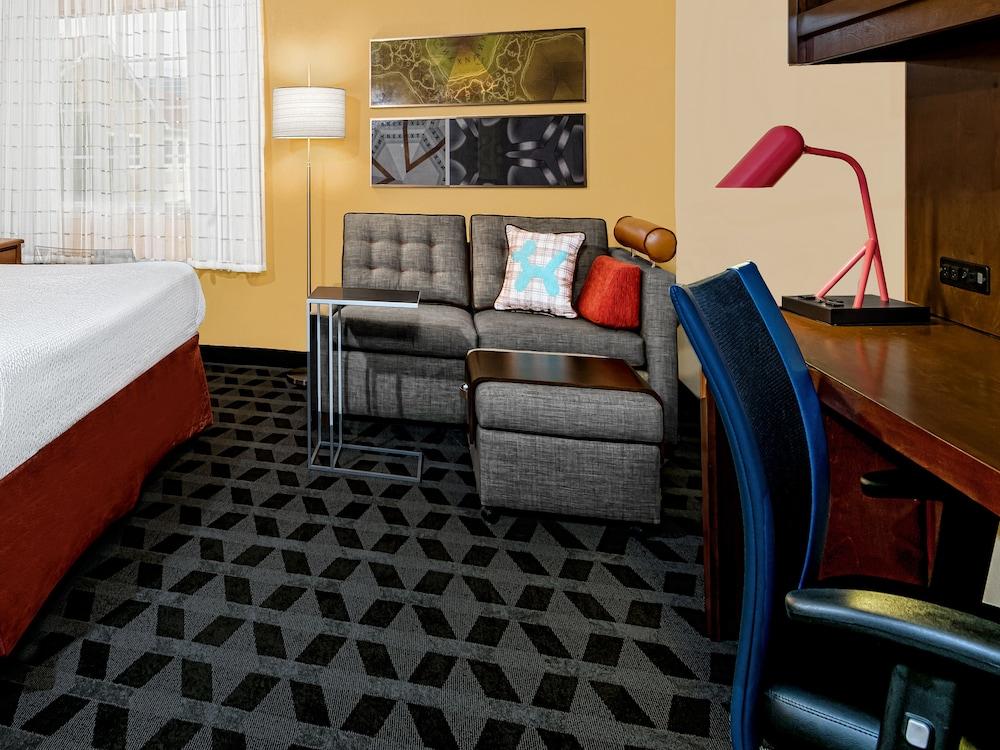 TownePlace Suites by Marriott San Antonio Northwest - Room