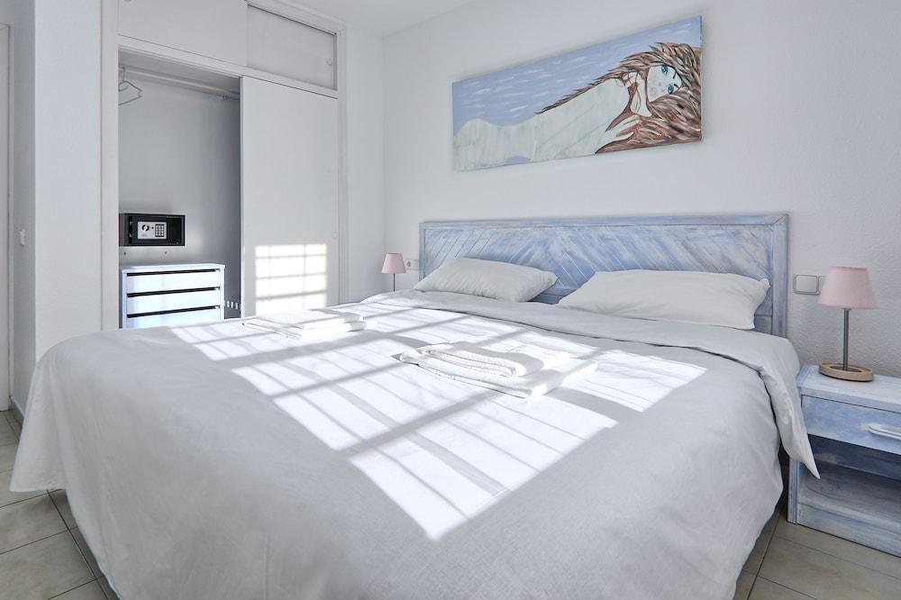 All Suite Ibiza Aparthotel - Room