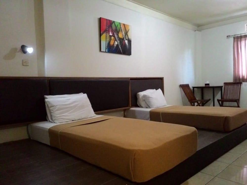 Hotel Augusta Lembang - Room