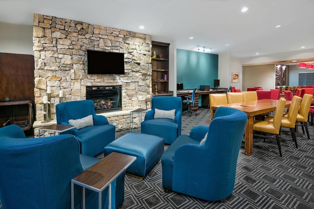 TownePlace Suites by Marriott San Antonio Northwest - Lobby Lounge