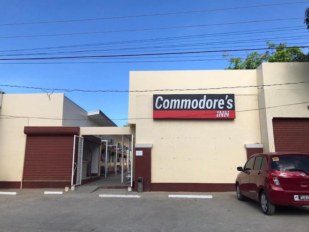OYO 619 Commodore's Inn - Featured Image