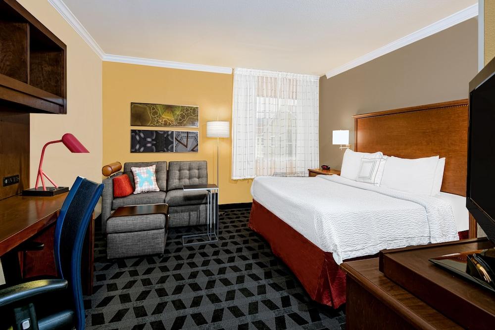 TownePlace Suites by Marriott San Antonio Northwest - Room