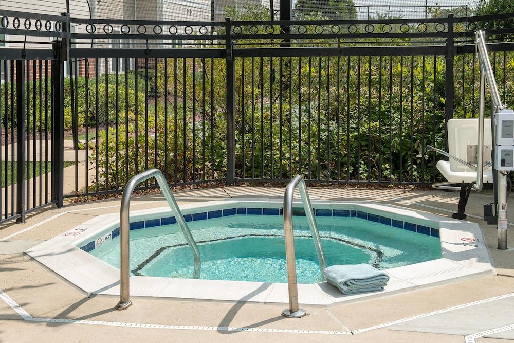 Residence Inn by Marriott - Silver Spring - Pool