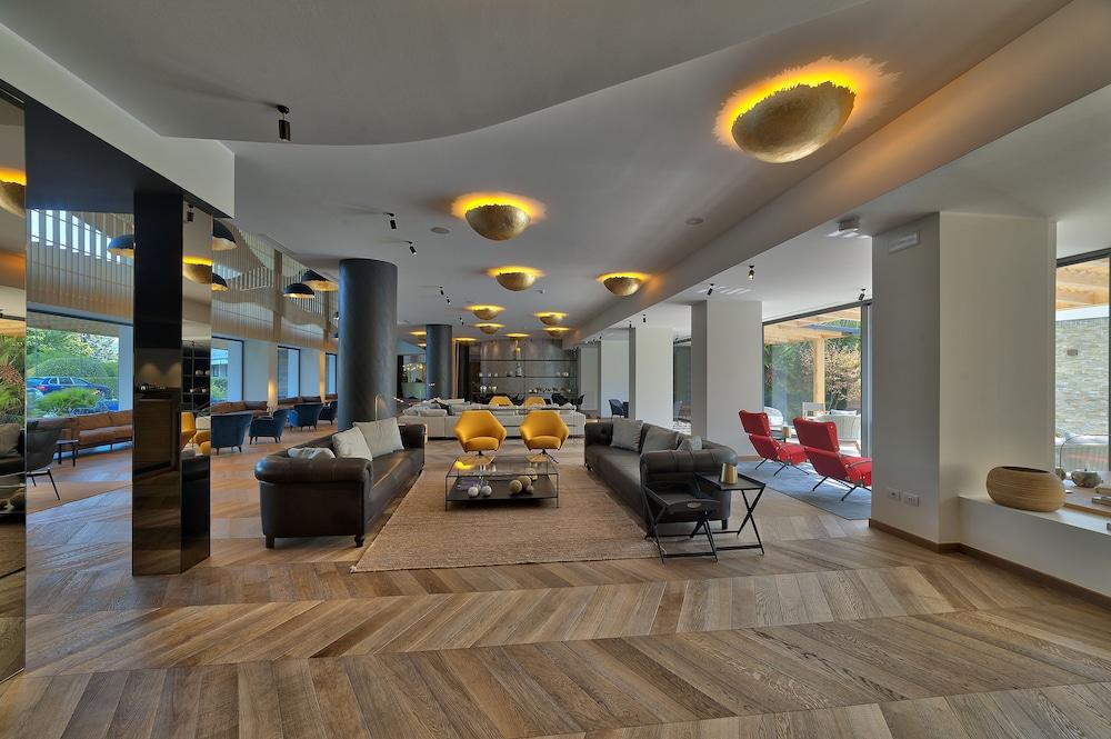 Esplanade Tergesteo - Luxury Retreat - Lobby Lounge