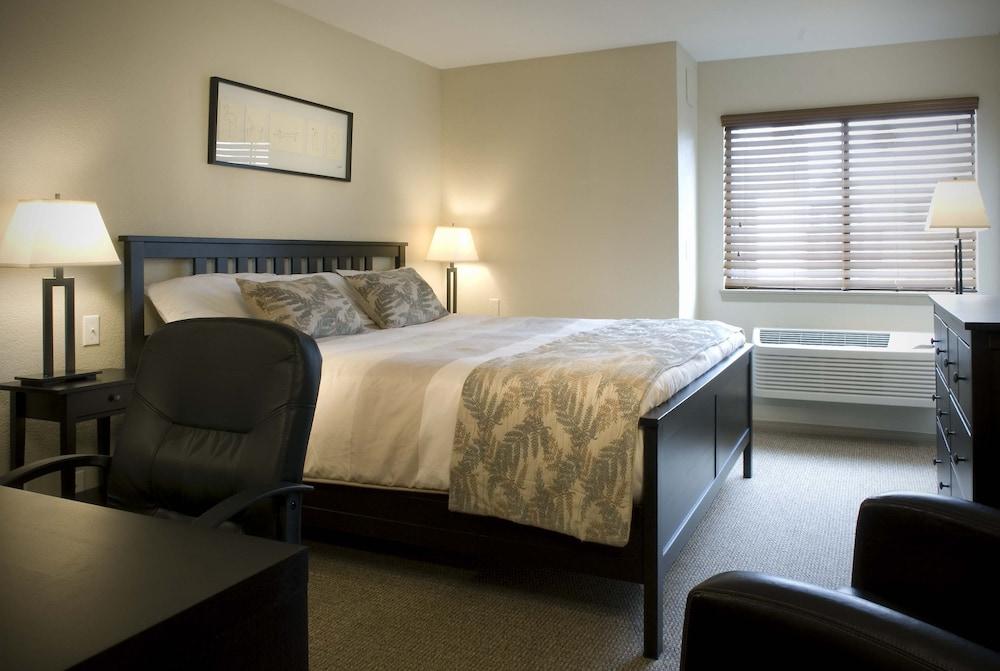 The Commons Hotel & Suites - Denver Tech Center - Room