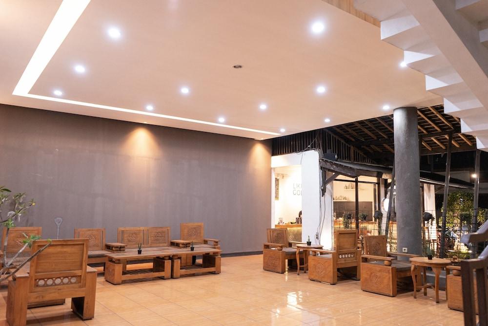 Saung Balibu Hotel - Lobby