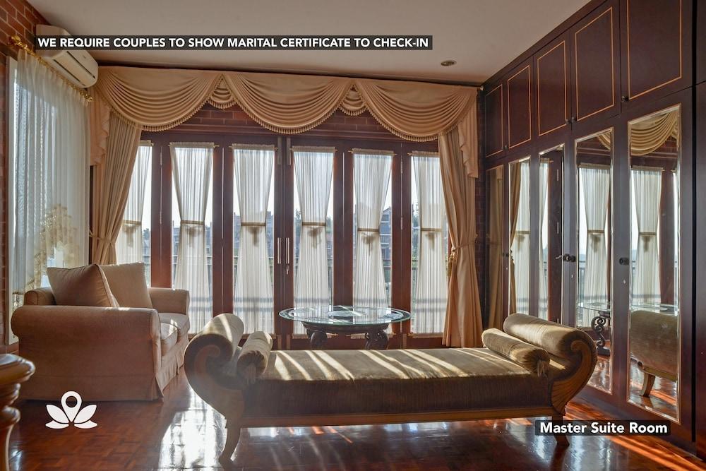 ZEN Rooms Dago Pakar Syariah - Featured Image