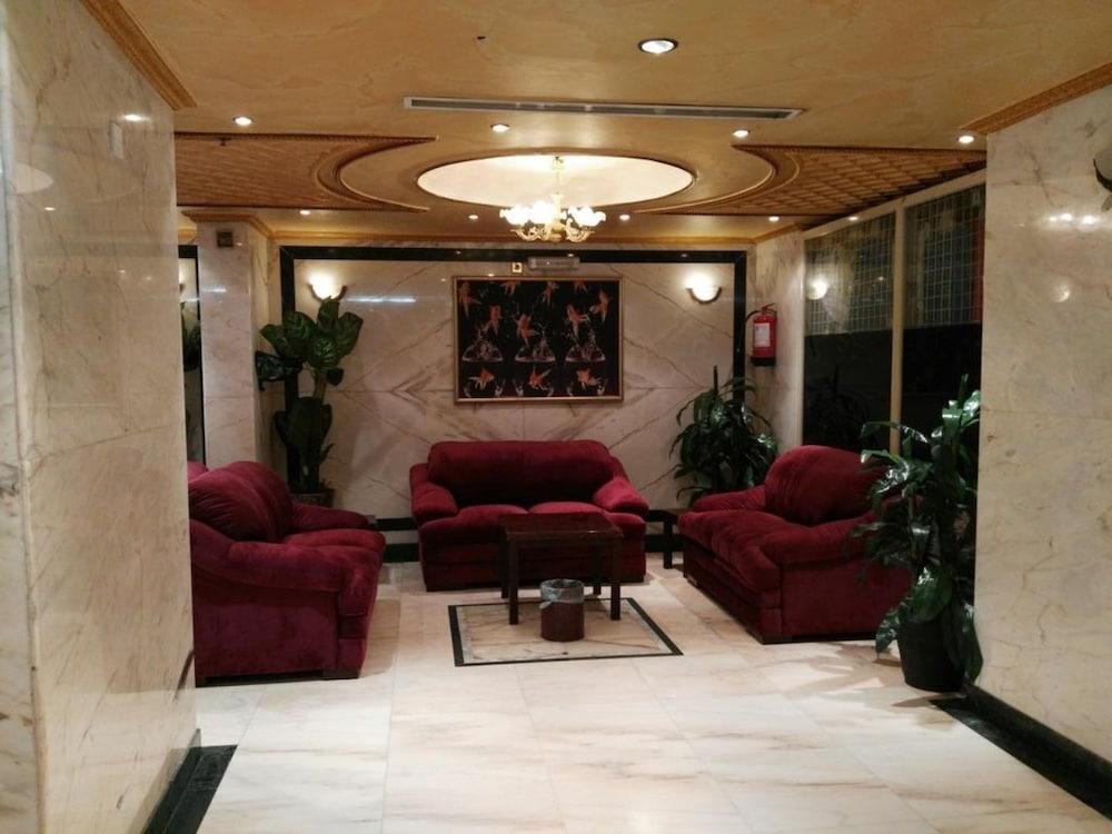 Durrat Al Aseel - Lobby Sitting Area